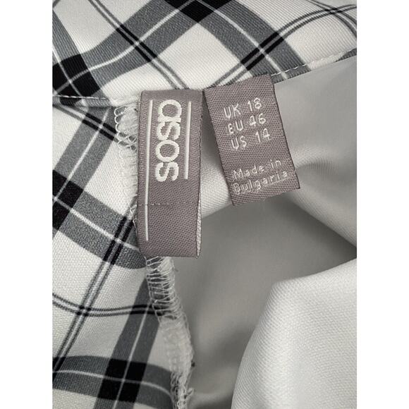 Asos Plaid Long Sleeve Cropped Open Back Mock Neck Blouse Top White Black US 14 - Picture 5 of 7
